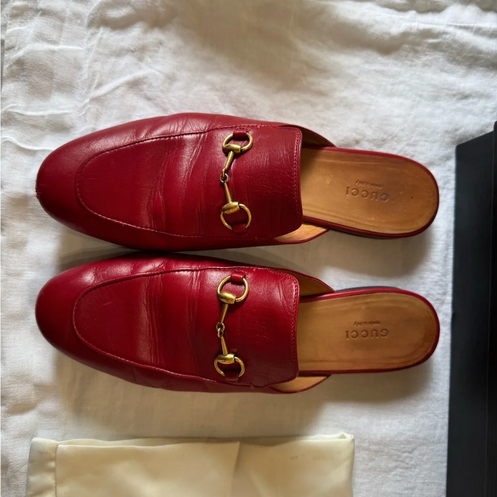 Gucci Burgundy Leather Mules with Gold Detail - Picture 2 of 10